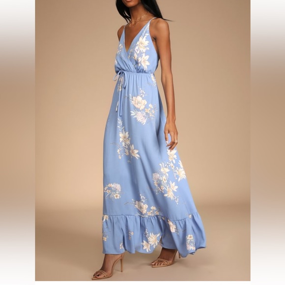 Lulus new with tags long floral blue dress perfect for vacation - Picture 1 of 7